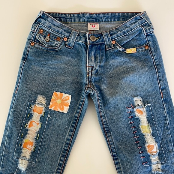 Y2K TRUE RELIGION Low Waisted Denim Shorts (M)